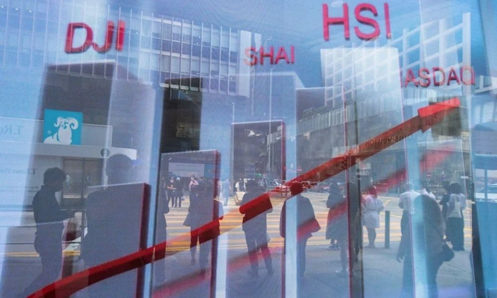 Chinese Stocks Retreat After Biggest Two-Day Rally Since 1998